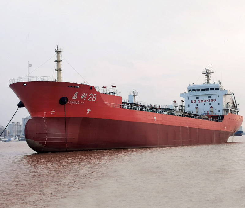 11800DWT成品油船（昌利28）